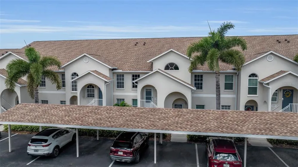 8340 Wingate Dr, Sarasota, FL 34238