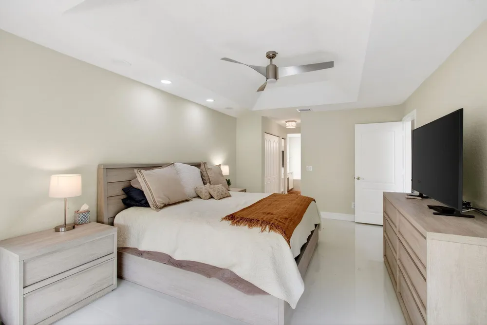 9380 Fox Trot Ln, Boca Raton, FL 33496