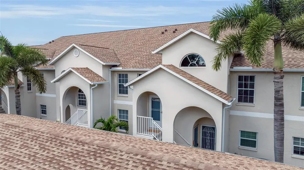 8340 Wingate Dr, Sarasota, FL 34238