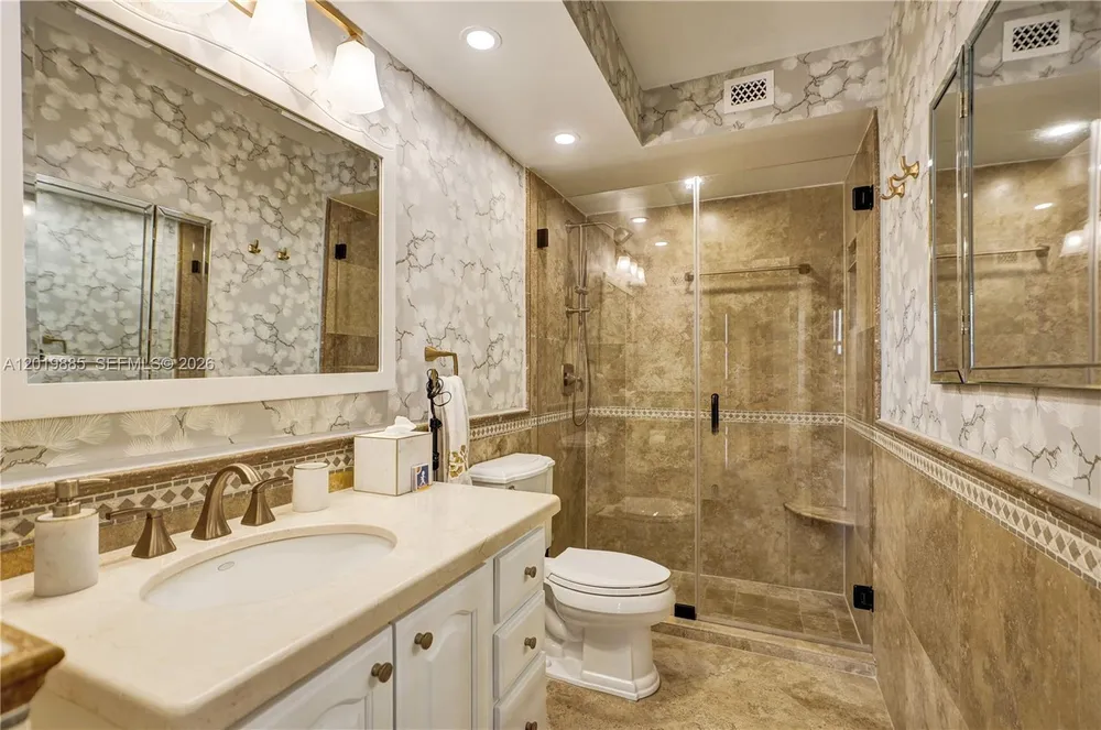 1111 Crandon Blvd, Key Biscayne, FL 33149