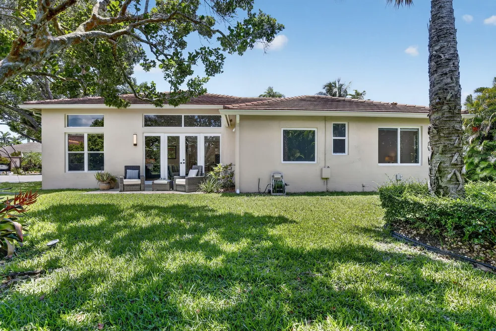 2483 Eagle Watch Ct, Weston, FL 33327