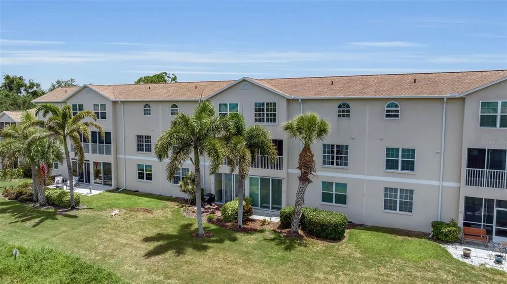 8340 Wingate Dr, Sarasota, FL 34238