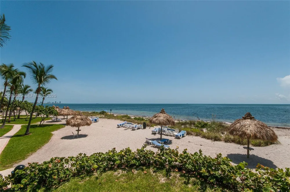 1111 Crandon Blvd, Key Biscayne, FL 33149