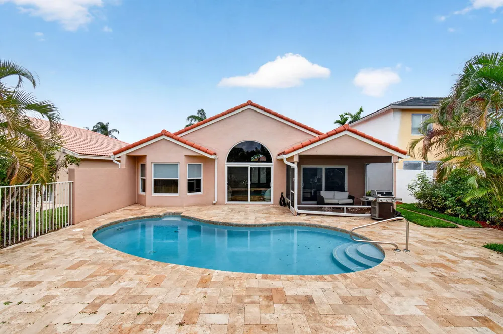 9380 Fox Trot Ln, Boca Raton, FL 33496