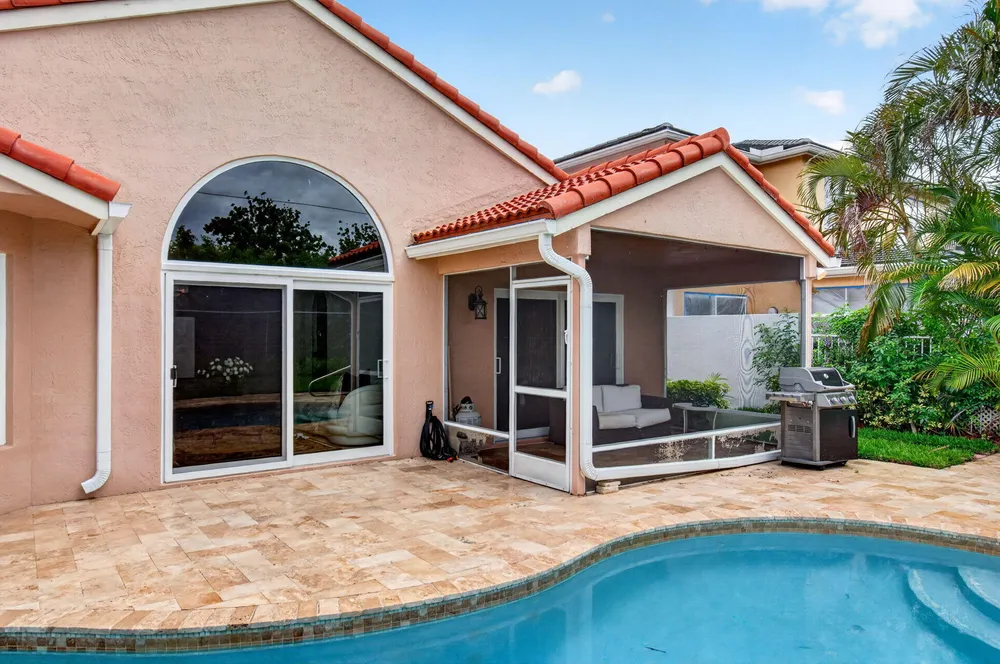 9380 Fox Trot Ln, Boca Raton, FL 33496