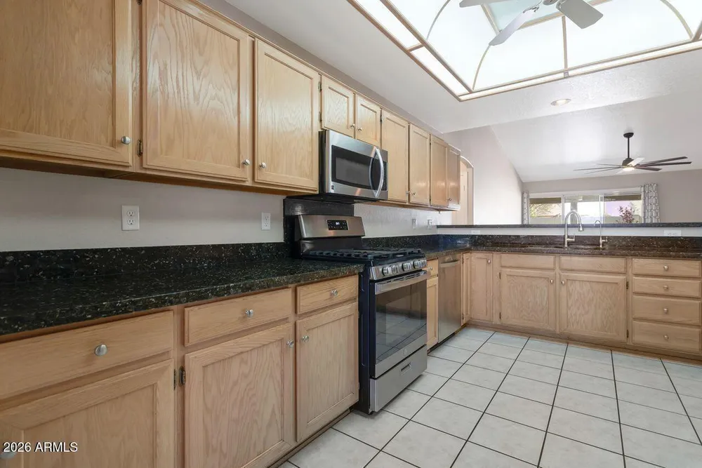 10773 W Tonopah Dr, Peoria, AZ 85373