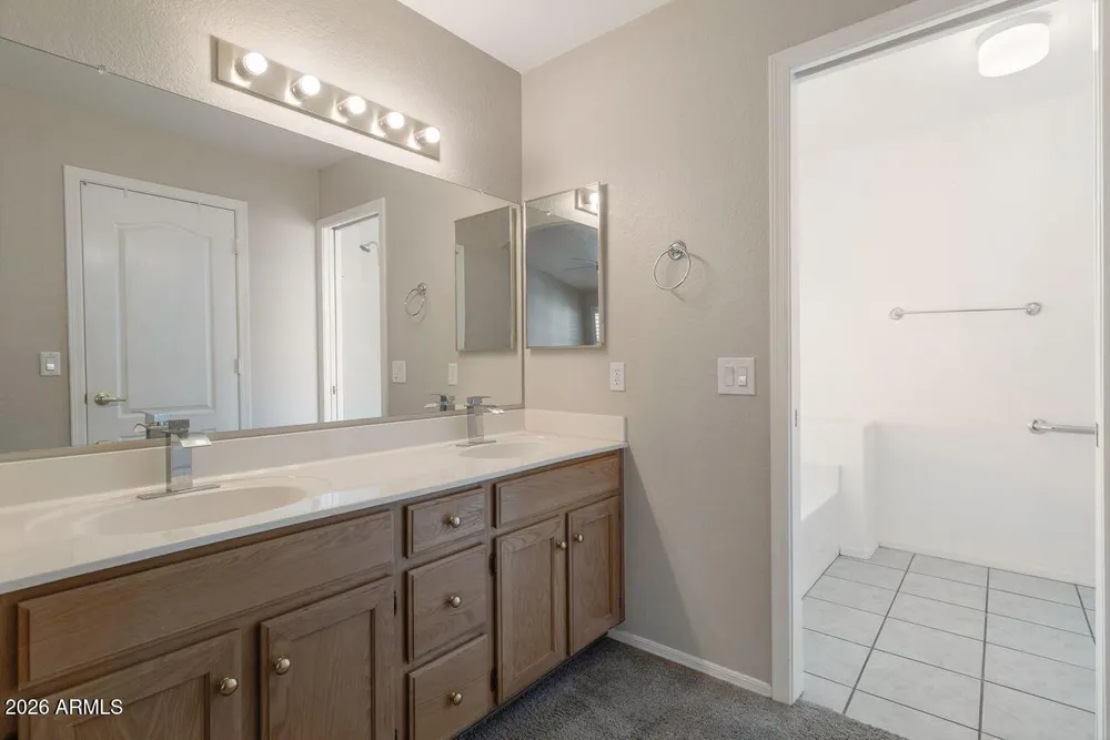 10773 W Tonopah Dr, Peoria, AZ 85373