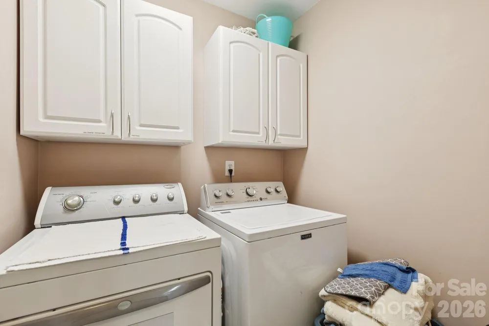 6037 Queens Walk Ct, Fort Mill, SC 29707