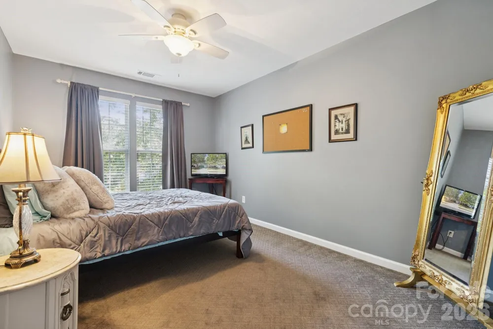 6037 Queens Walk Ct, Fort Mill, SC 29707