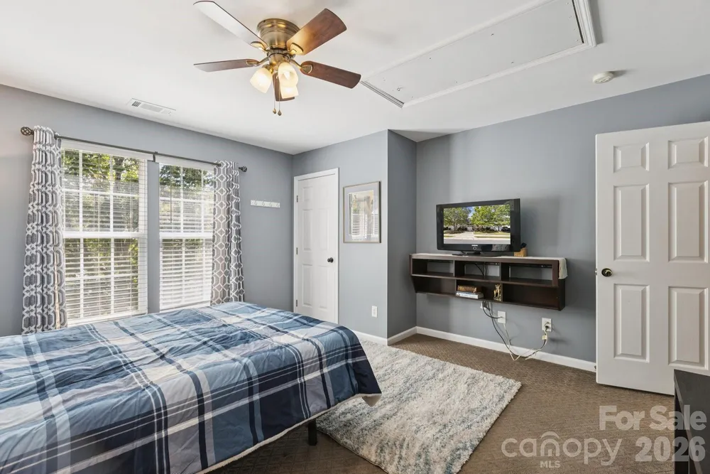 6037 Queens Walk Ct, Fort Mill, SC 29707