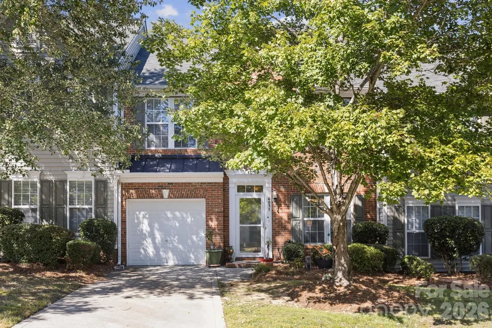 6037 Queens Walk Ct, Fort Mill, SC 29707