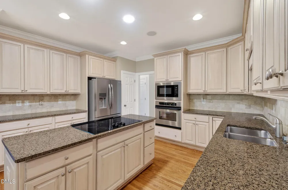 812 Running Brook Trail, Raleigh, NC 27609