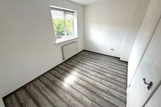 Cabin Leas, Loughborough