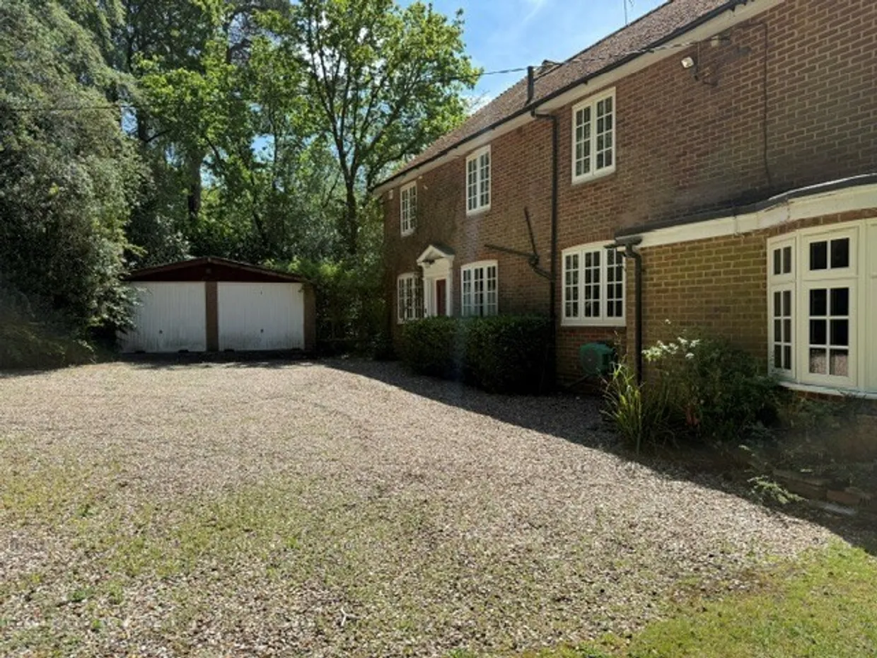 Church Lane, Ewshot, Farnham, GU10 photo 15