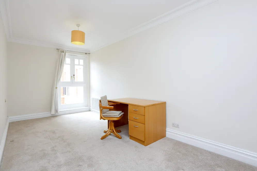 Clevedon Road, Twickenham, TW1 photo 7