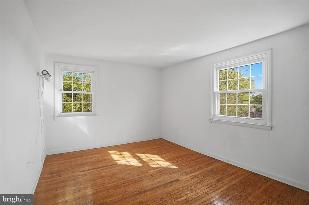 662 Deaver Dr, Blue Bell, PA 19422
