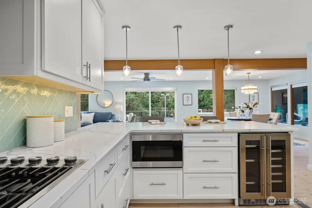 4830 88th Pl SE, Mercer Island, WA 98040