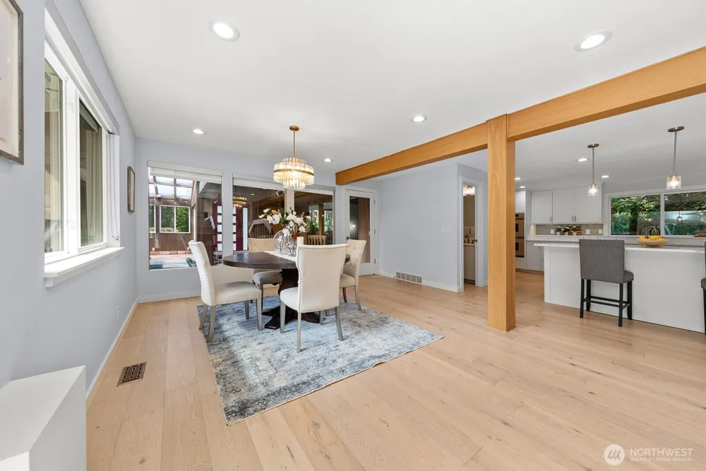 4830 88th Pl SE, Mercer Island, WA 98040