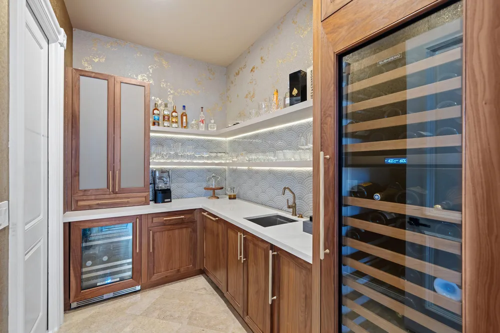 2593 SE 8th St, Pompano Beach, FL 33062