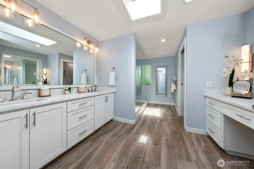 4830 88th Pl SE, Mercer Island, WA 98040