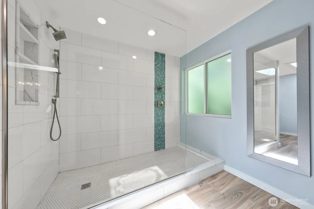 4830 88th Pl SE, Mercer Island, WA 98040