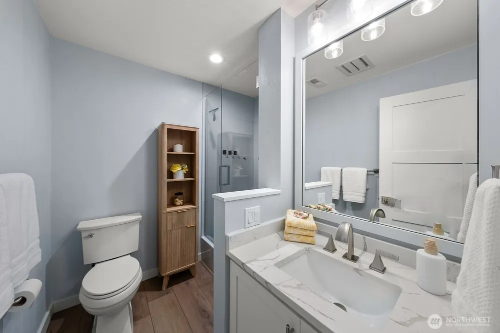 4830 88th Pl SE, Mercer Island, WA 98040
