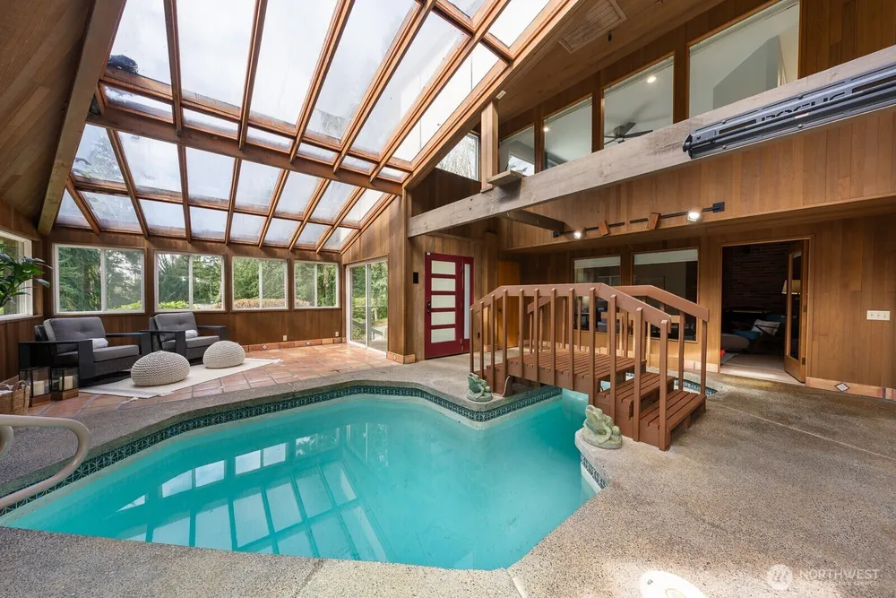 4830 88th Pl SE, Mercer Island, WA 98040