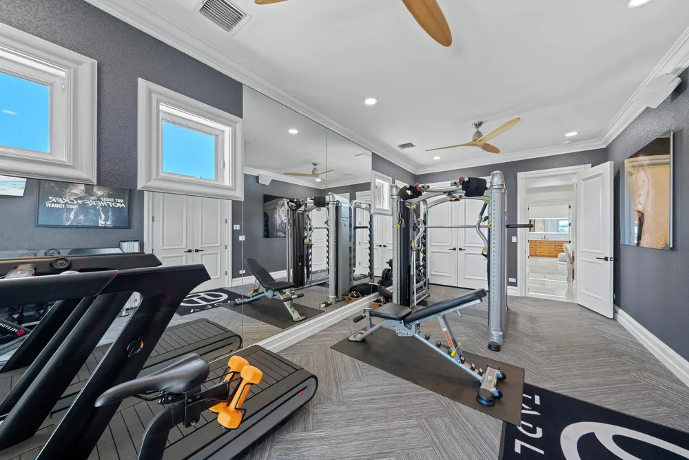2593 SE 8th St, Pompano Beach, FL 33062