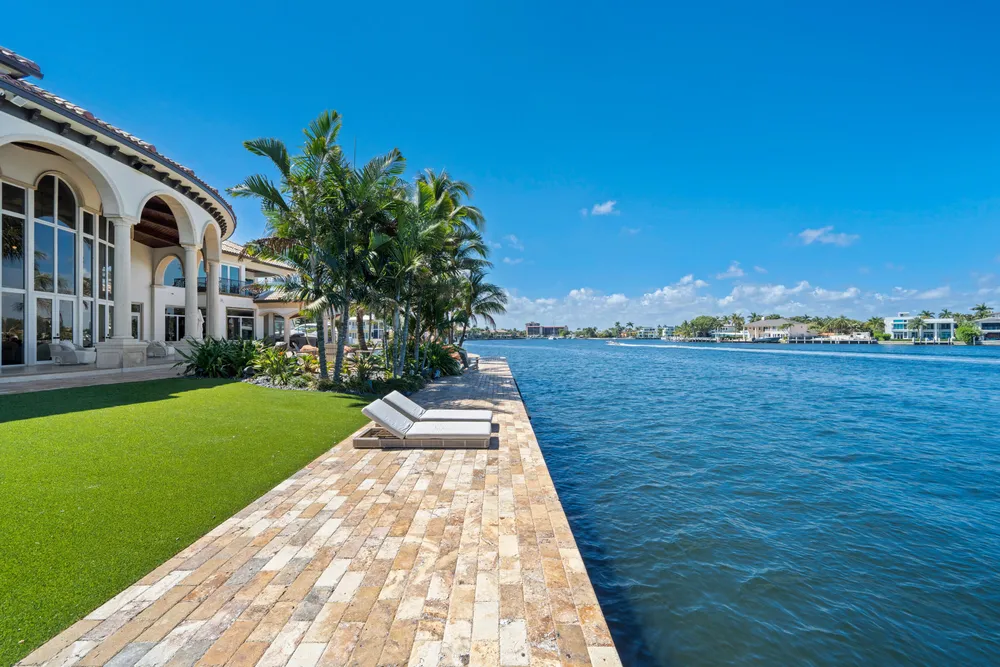 2593 SE 8th St, Pompano Beach, FL 33062