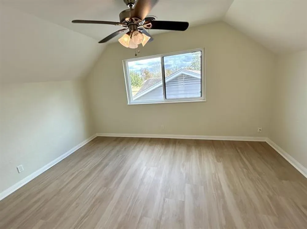 6275 Westgate Dr, Beaumont, TX 77706