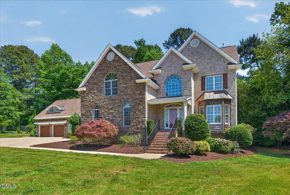 5523 Linkside Ct, Fuquay Varina, NC 27526