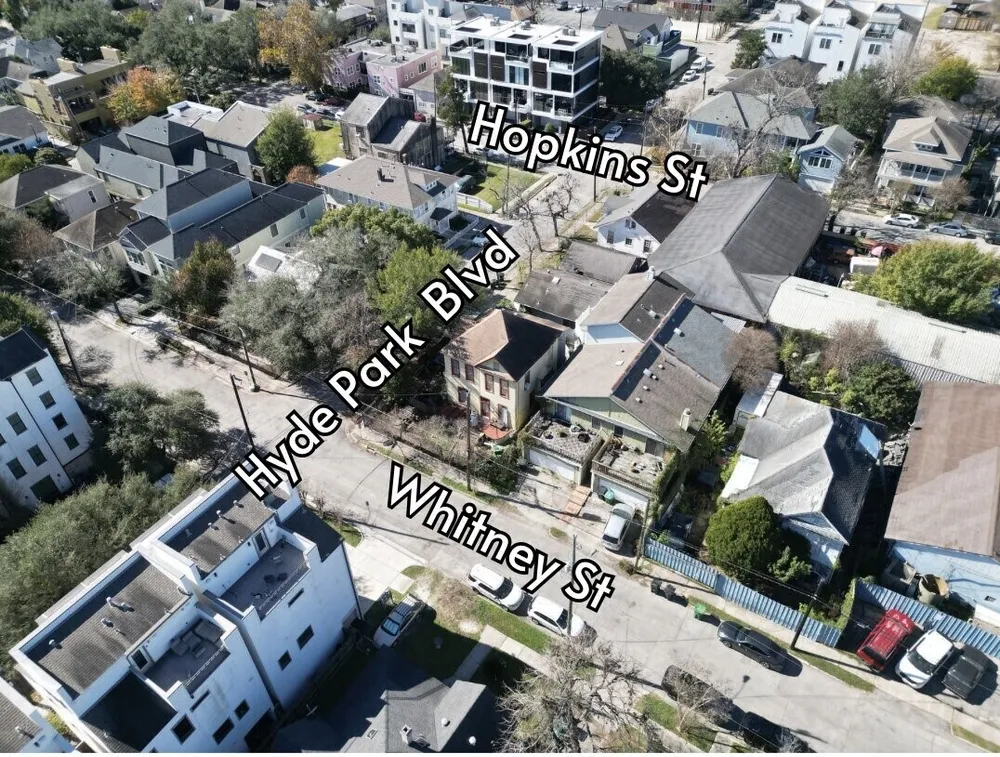 2416 Whitney St, Houston, TX 77006