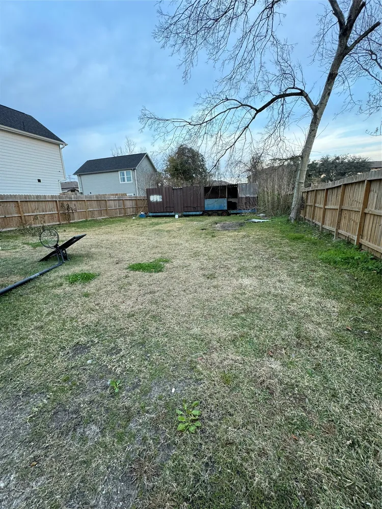 4013 King Street, Houston, TX 77026