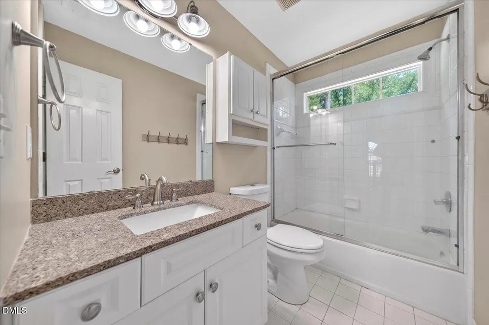 5523 Linkside Ct, Fuquay Varina, NC 27526