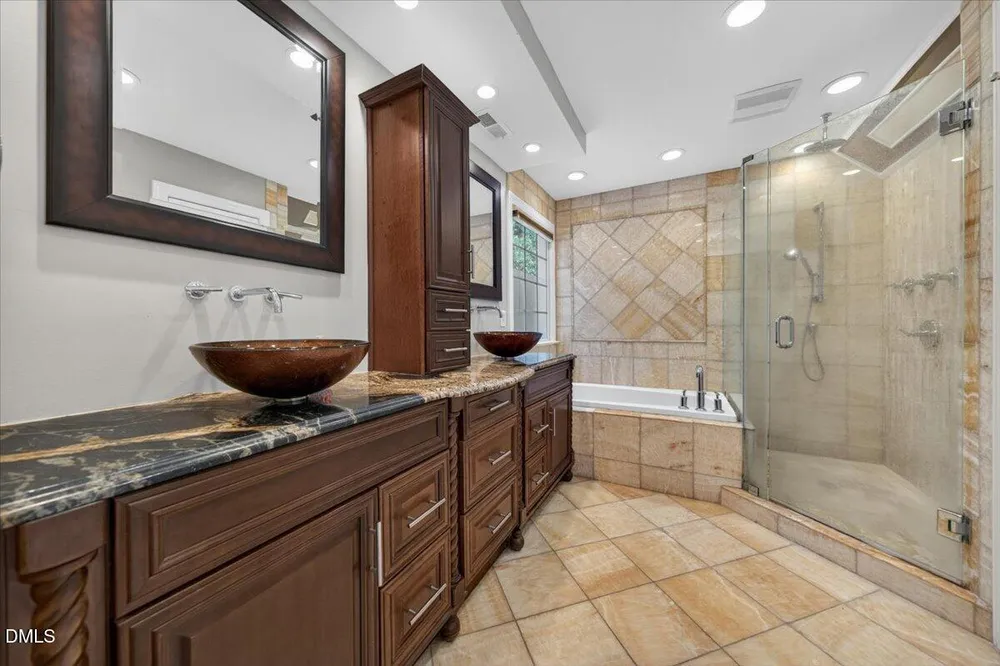 5523 Linkside Ct, Fuquay Varina, NC 27526