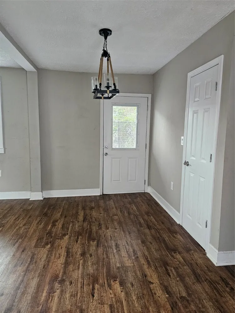 614 N York St, Houston, TX 77003