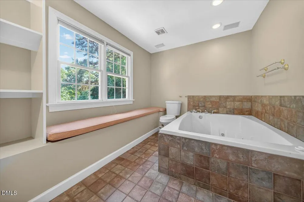 5523 Linkside Ct, Fuquay Varina, NC 27526