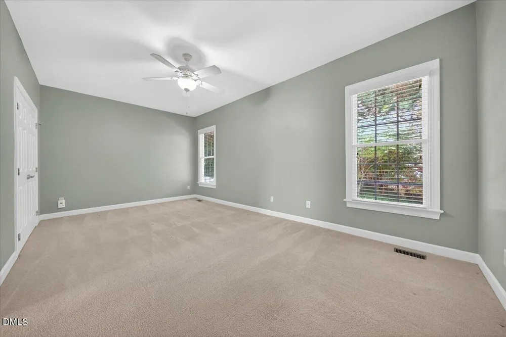 5523 Linkside Ct, Fuquay Varina, NC 27526