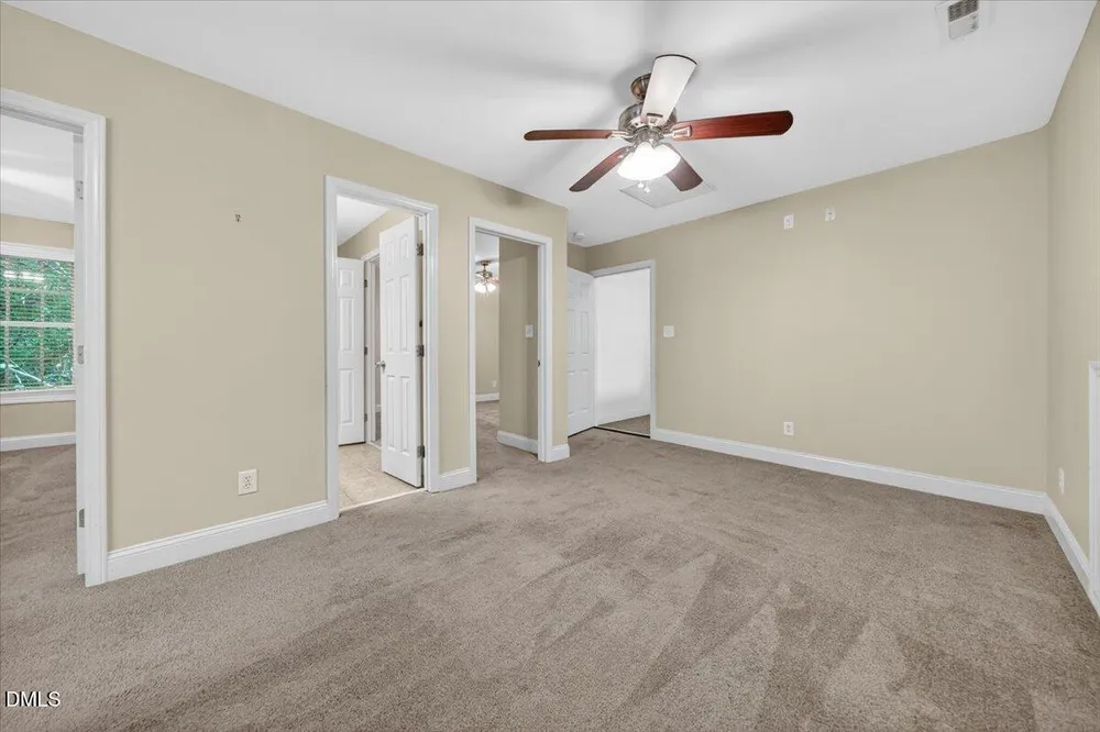 5523 Linkside Ct, Fuquay Varina, NC 27526