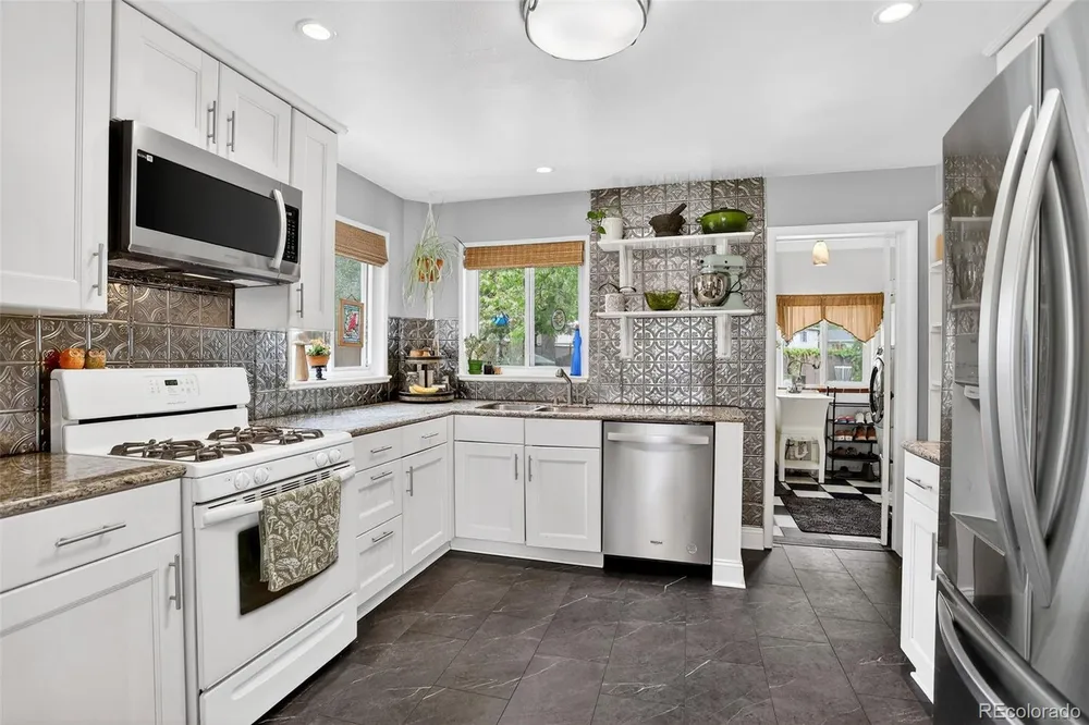 5331 Primrose Ln, Denver, CO 80221