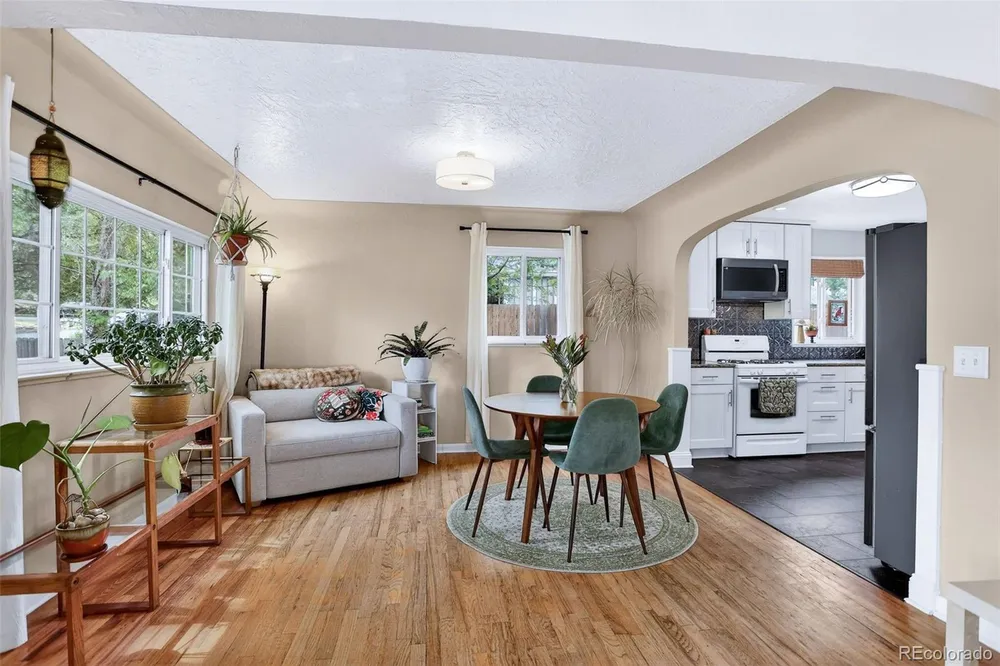 5331 Primrose Ln, Denver, CO 80221