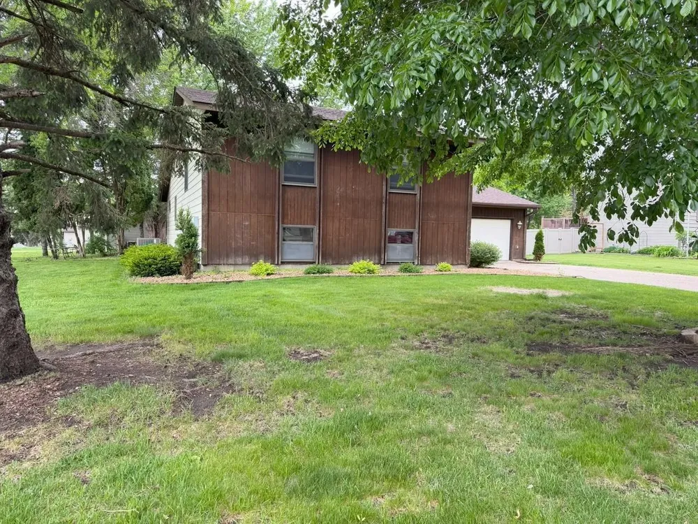 7965 75th St S, Cottage Grove, MN 55016