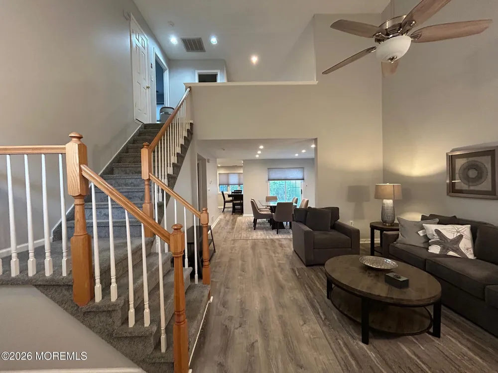 48 Winthrop Rd, Monroe, NJ 08831