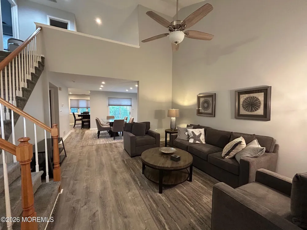 48 Winthrop Rd, Monroe, NJ 08831