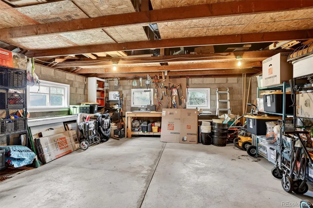 5331 Primrose Ln, Denver, CO 80221