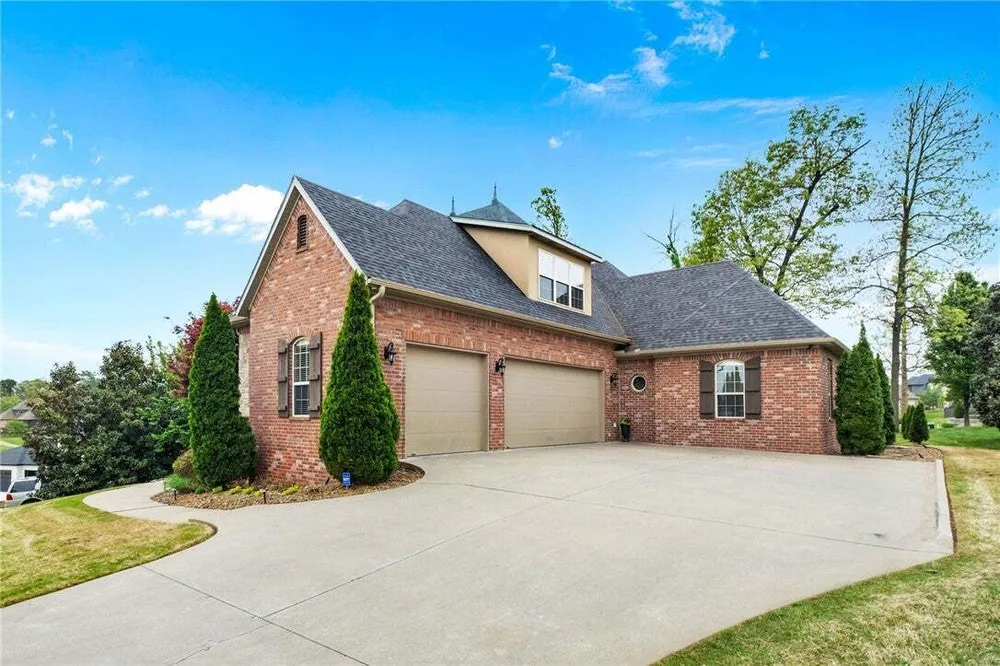 5510 Altamonte Rd, Rogers, AR 72758