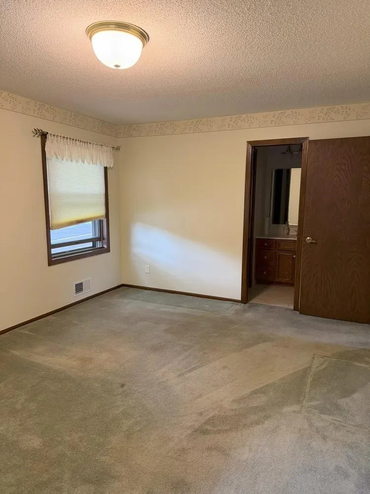 7965 75th St S, Cottage Grove, MN 55016