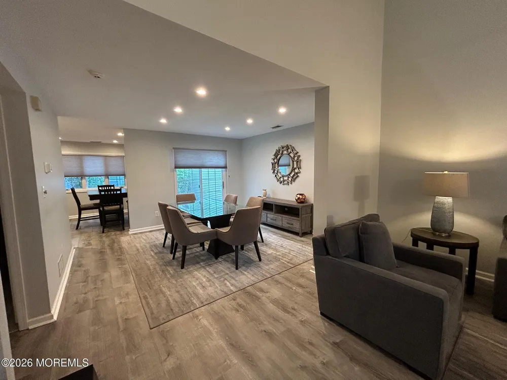 48 Winthrop Rd, Monroe, NJ 08831