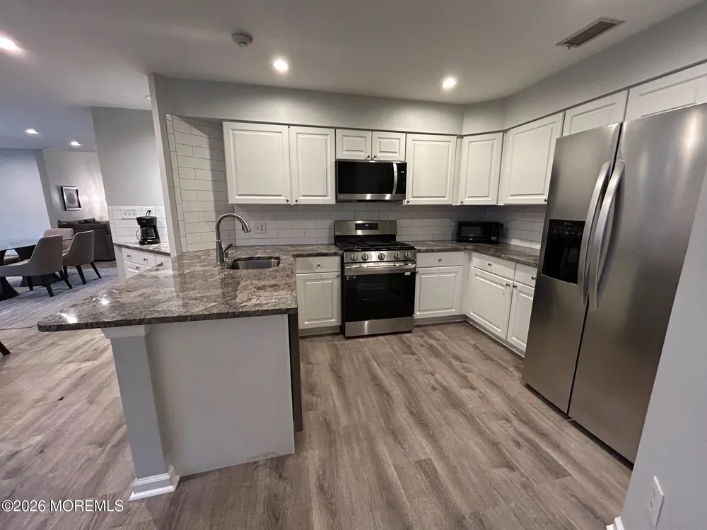 48 Winthrop Rd, Monroe, NJ 08831
