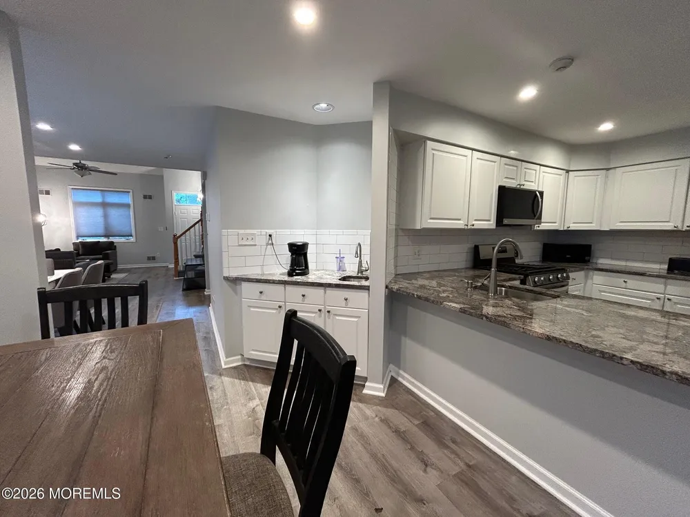 48 Winthrop Rd, Monroe, NJ 08831